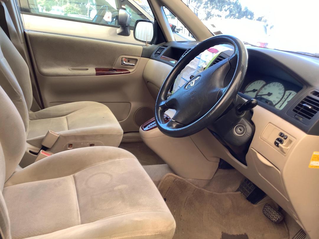 Photo '10' of Toyota Corolla Spacio