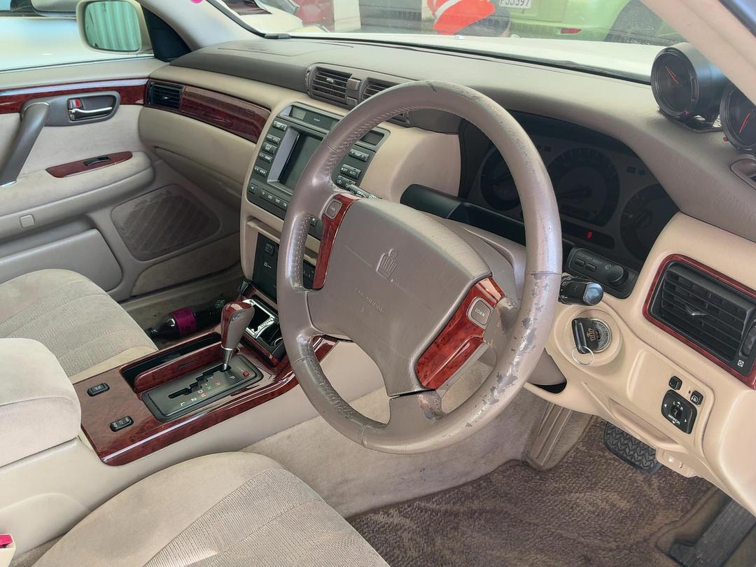 Photo '11' of Toyota Crown Photo '11' of Toyota Crown