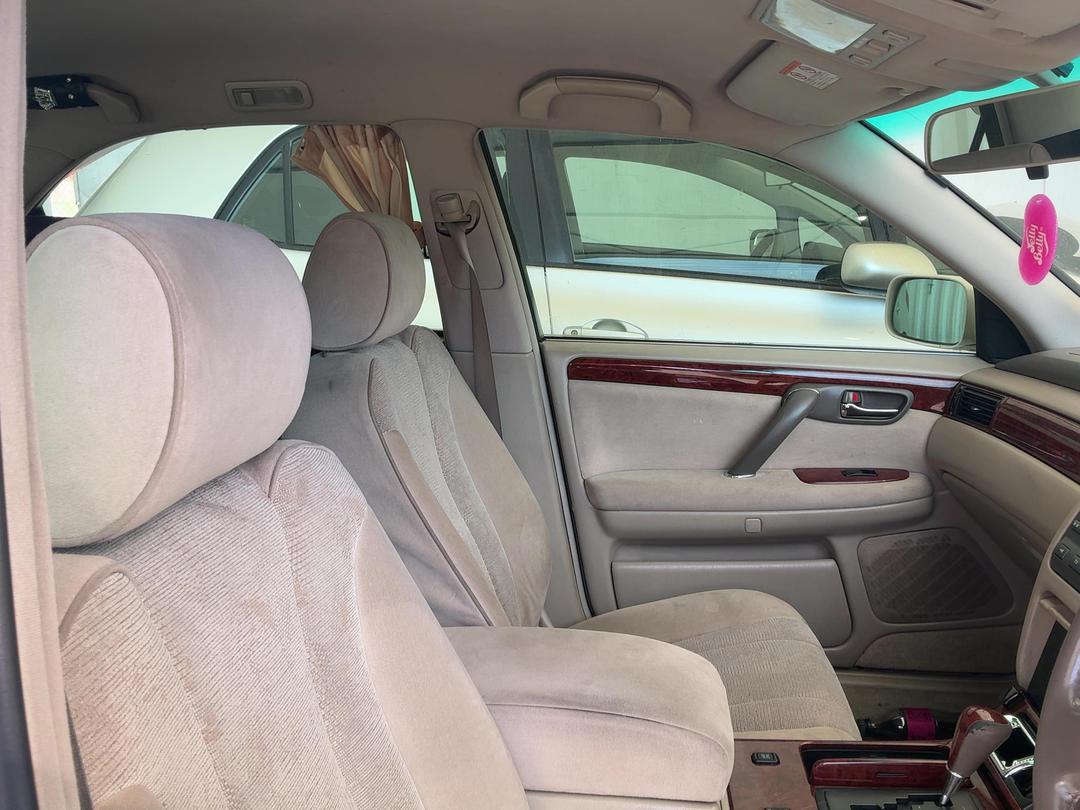 Photo '13' of Toyota Crown Photo '13' of Toyota Crown