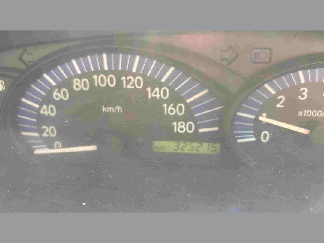 Photo '15' of Toyota Estima T