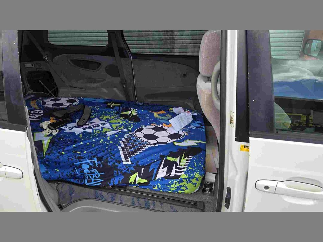 Photo '22' of Toyota Estima T