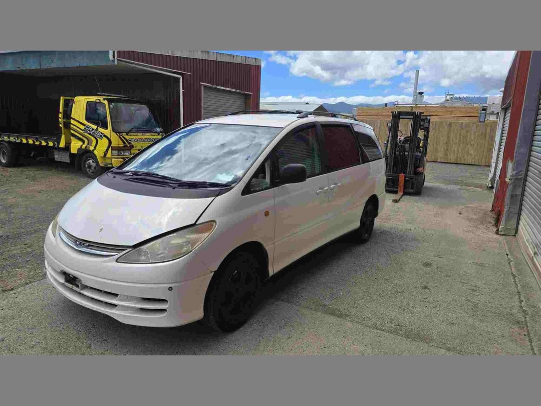 Photo '3' of Toyota Estima T