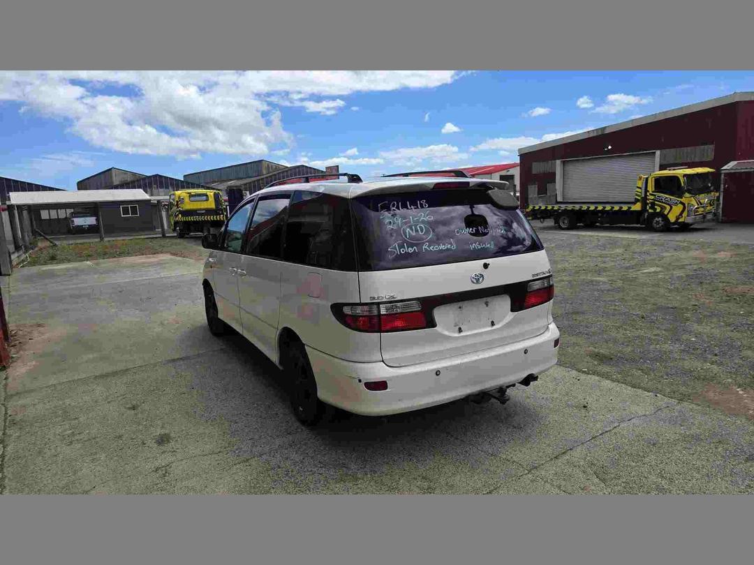 Photo '8' of Toyota Estima T