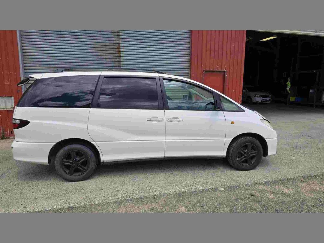 Photo '6' of Toyota Estima T