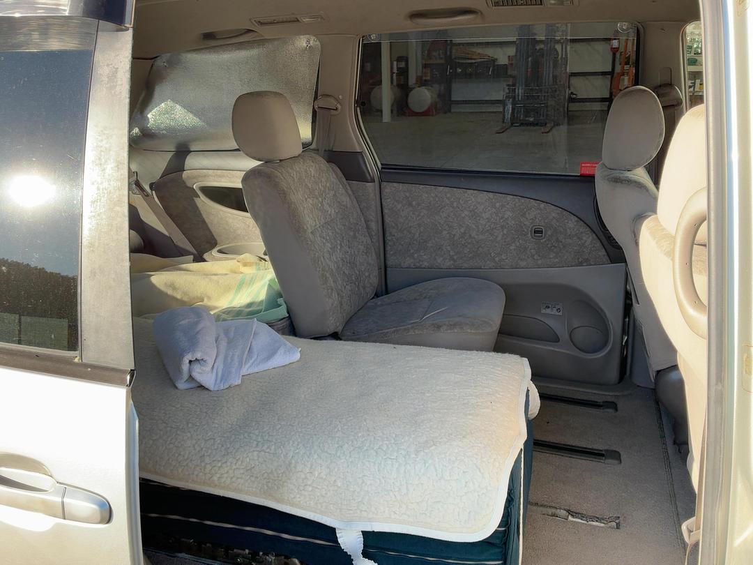 Photo '16' of Toyota Estima Photo '16' of Toyota Estima