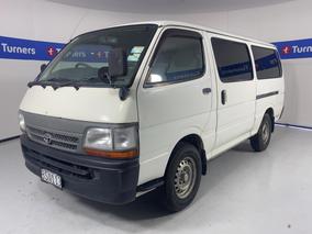 Photo '4' of Toyota Hiace