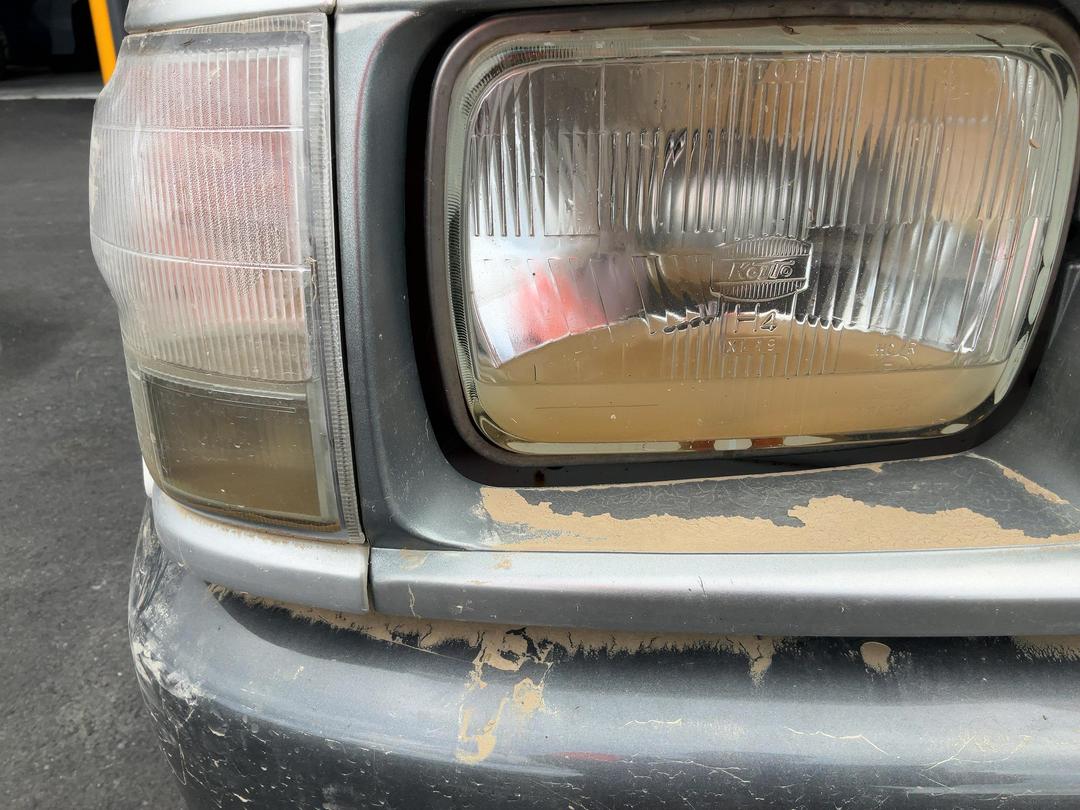 Photo '14' of Toyota Hilux