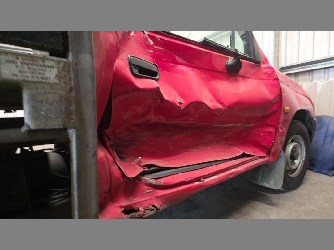 Photo '7' of Toyota Hilux S/C C/C