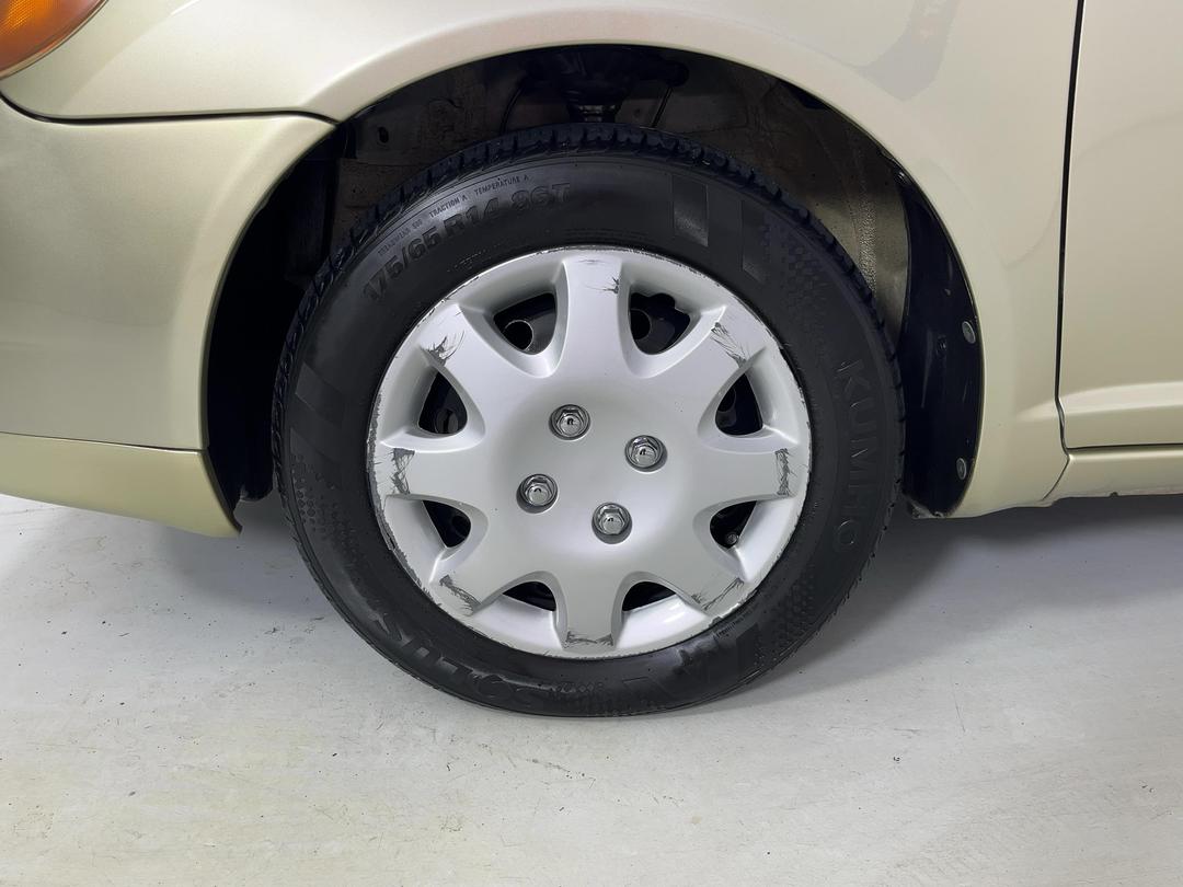 Photo '10' of Toyota Platz