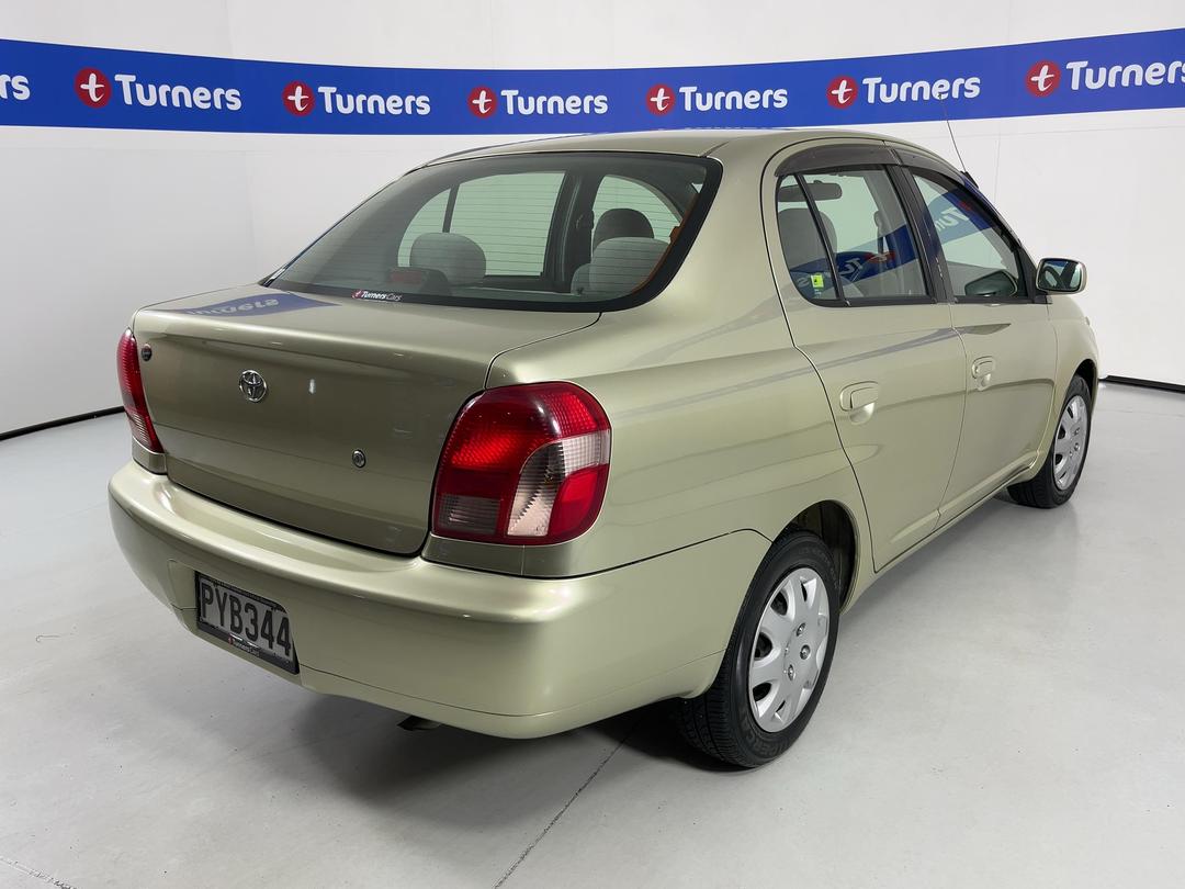 Photo '7' of Toyota Platz