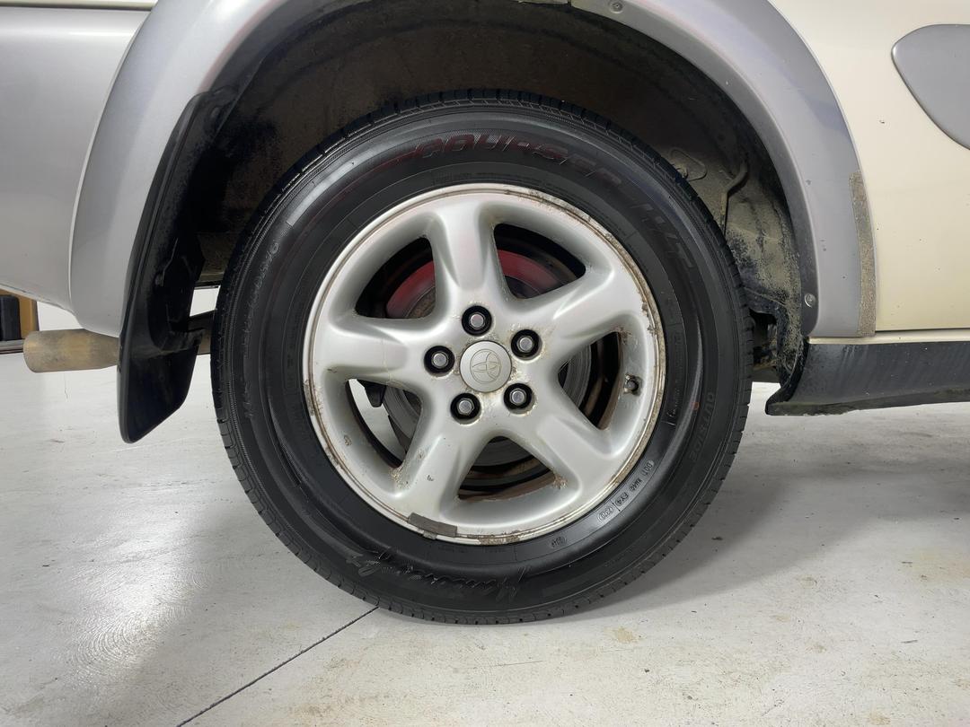 Photo '12' of Toyota Rav4