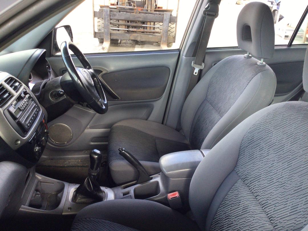 Photo '13' of Toyota Rav4 Photo '13' of Toyota Rav4