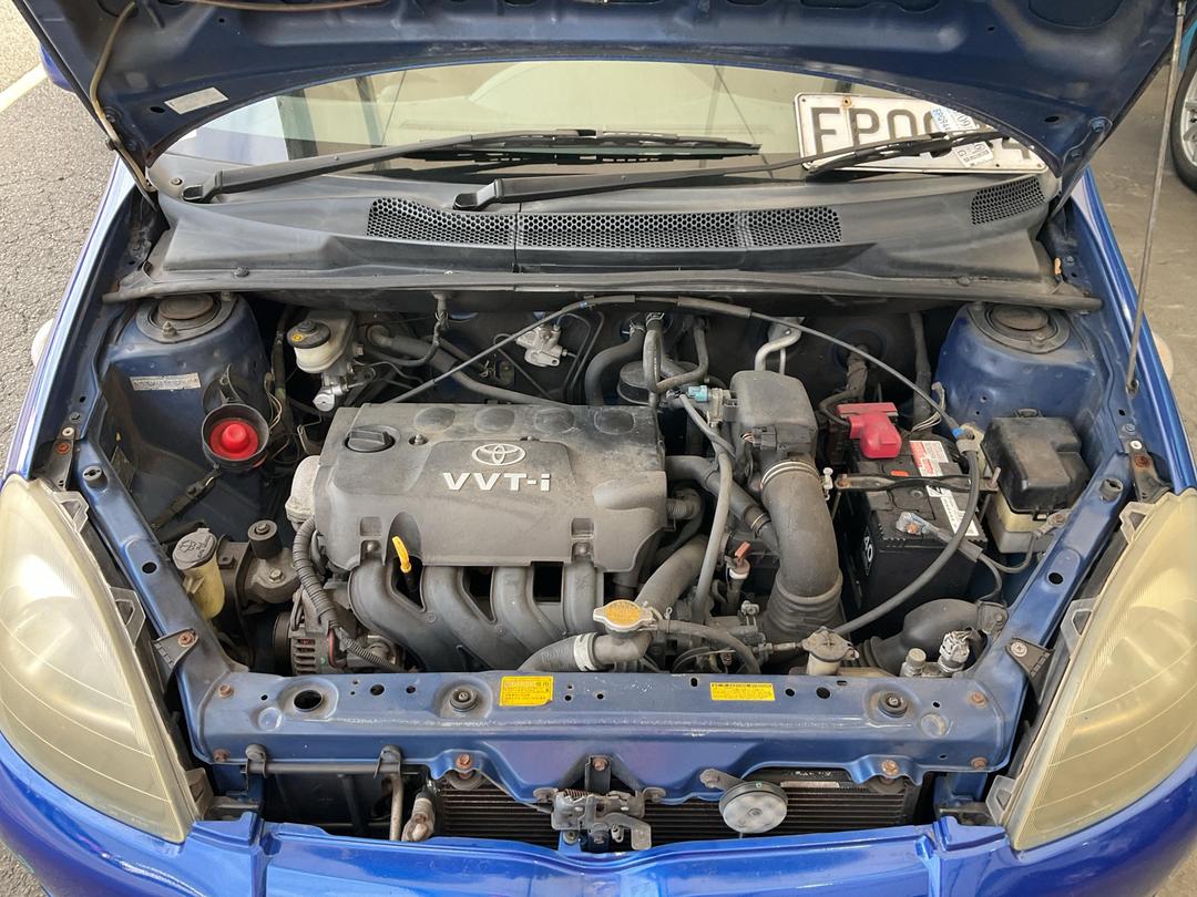 Photo '11' of Toyota Vitz