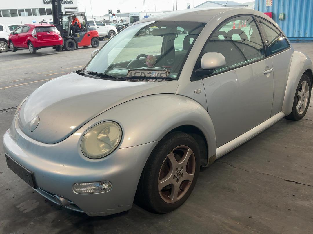 Photo '3' of Volkswagen Beetle Photo '3' of Volkswagen Beetle
