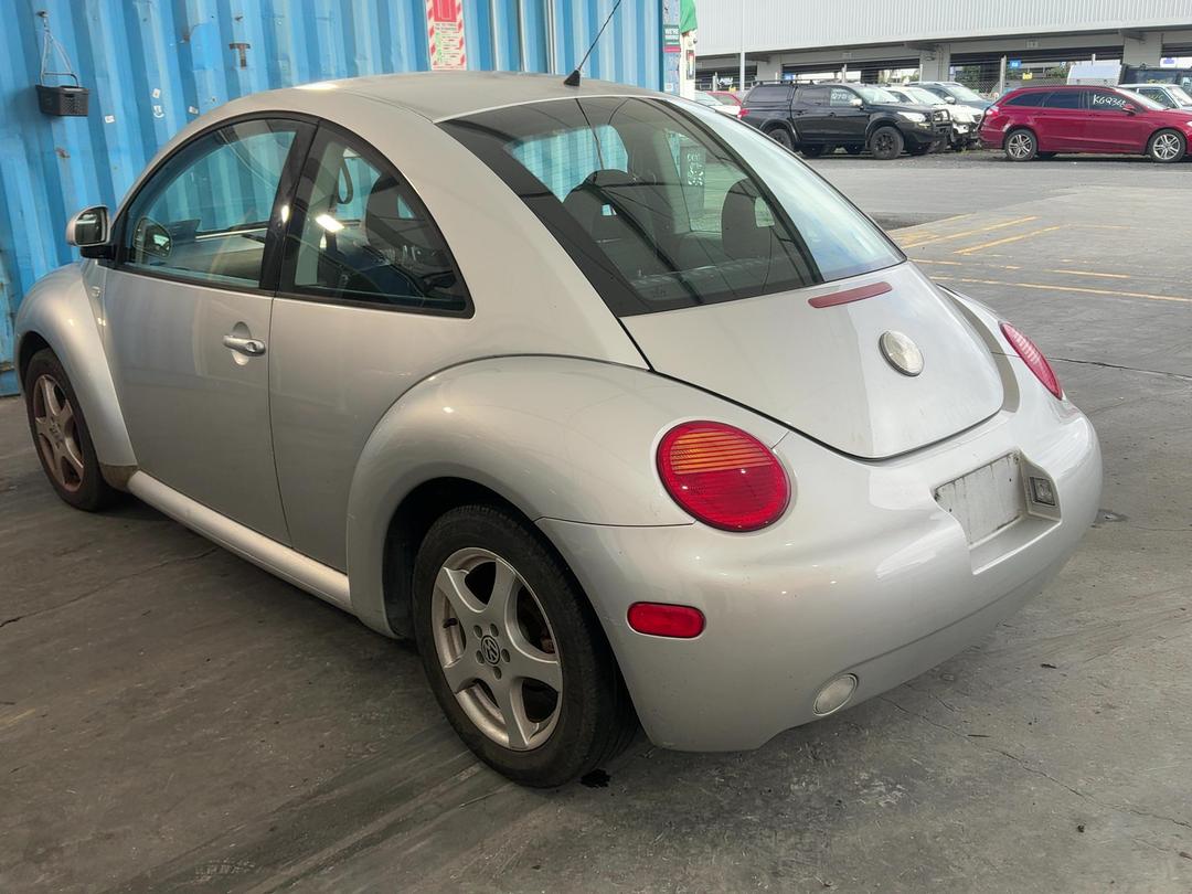 Photo '4' of Volkswagen Beetle Photo '4' of Volkswagen Beetle