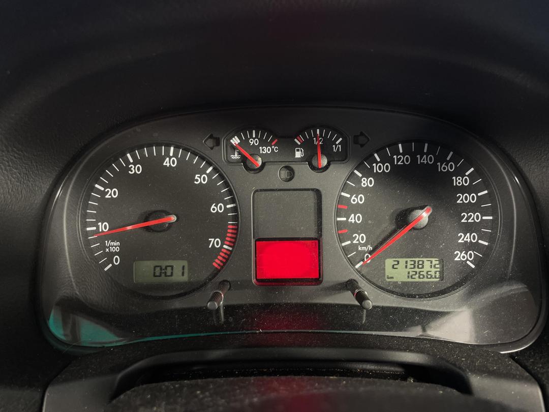 Photo '19' of Volkswagen Golf V5