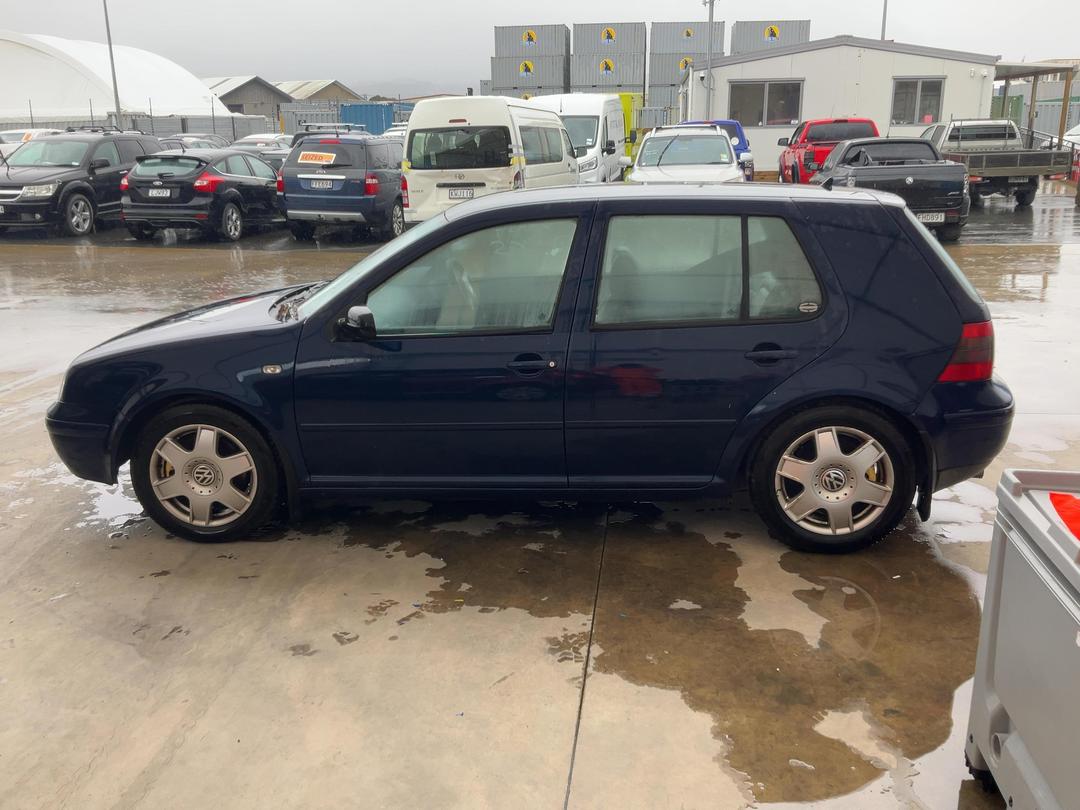 Photo '4' of Volkswagen Golf V5 Photo '4' of Volkswagen Golf V5