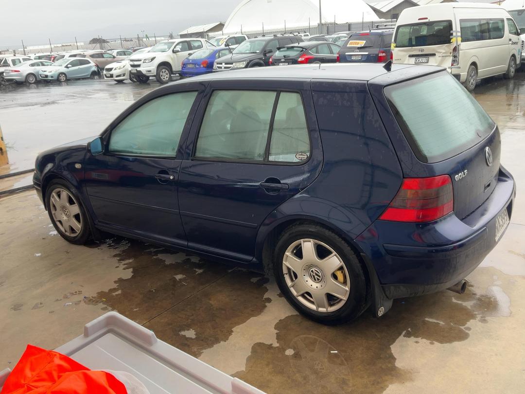 Photo '5' of Volkswagen Golf V5 Photo '5' of Volkswagen Golf V5