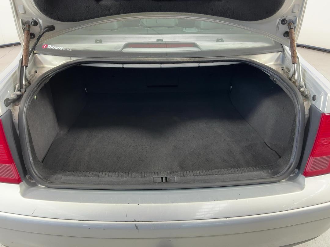 Photo '14' of Volkswagen Passat