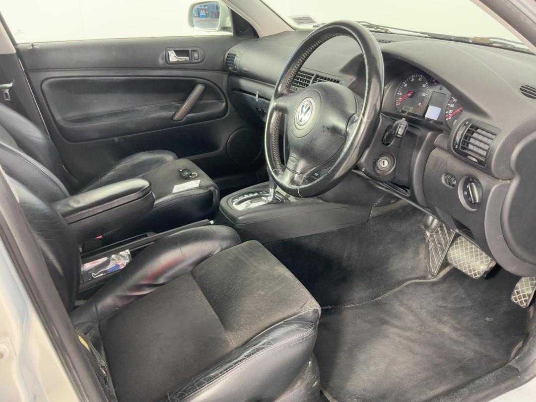 Photo '16' of Volkswagen Passat