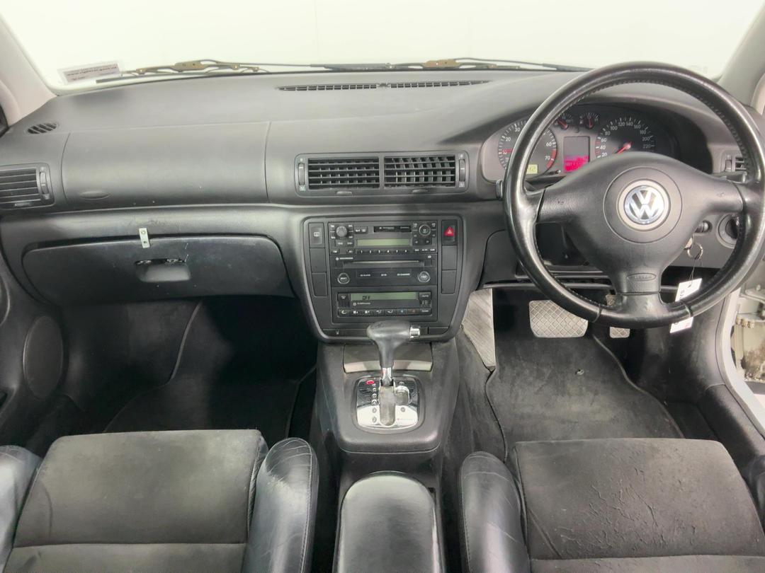 Photo '17' of Volkswagen Passat