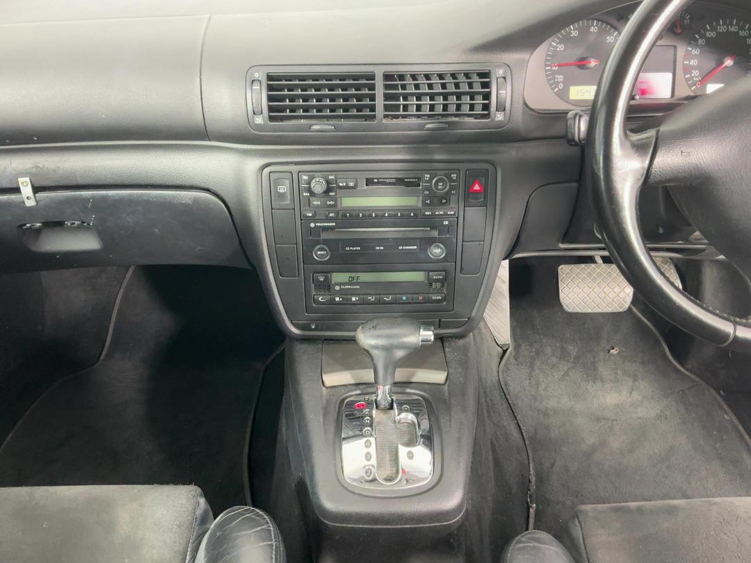 Photo '18' of Volkswagen Passat
