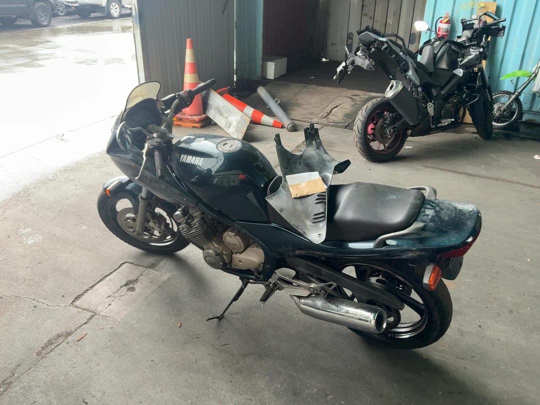 Photo '5' of Yamaha XJ400 Diversion