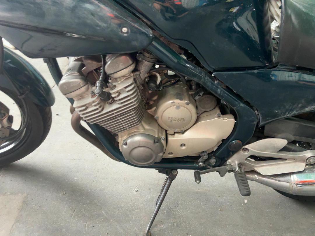 Photo '17' of Yamaha XJ400 Diversion