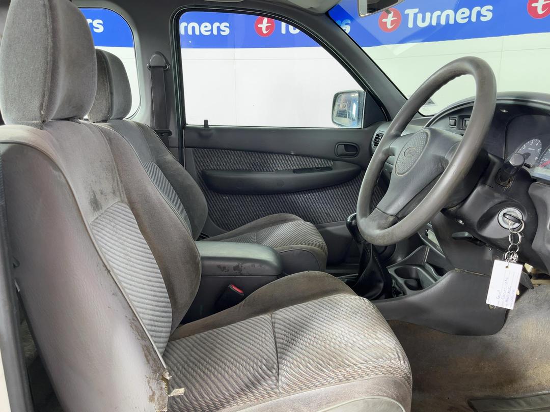 Photo '15' of Ford Courier