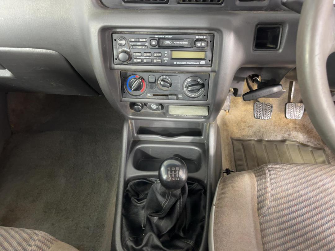 Photo '17' of Ford Courier
