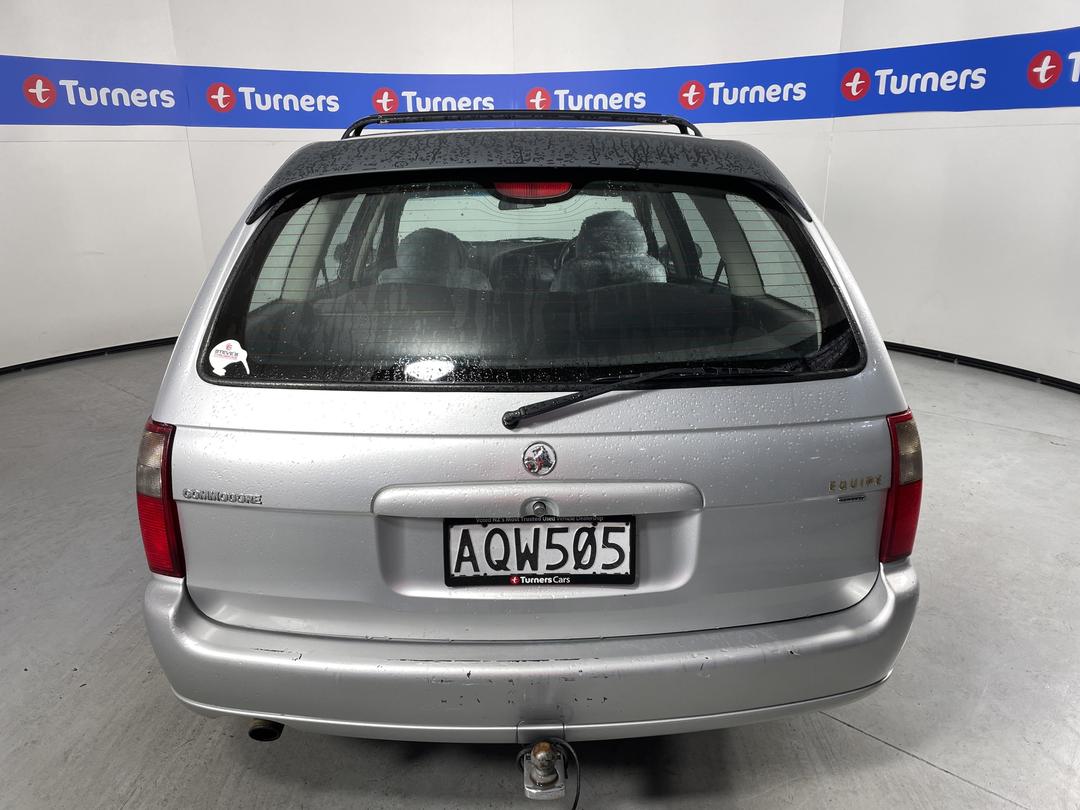 Photo '6' of Holden Commodore