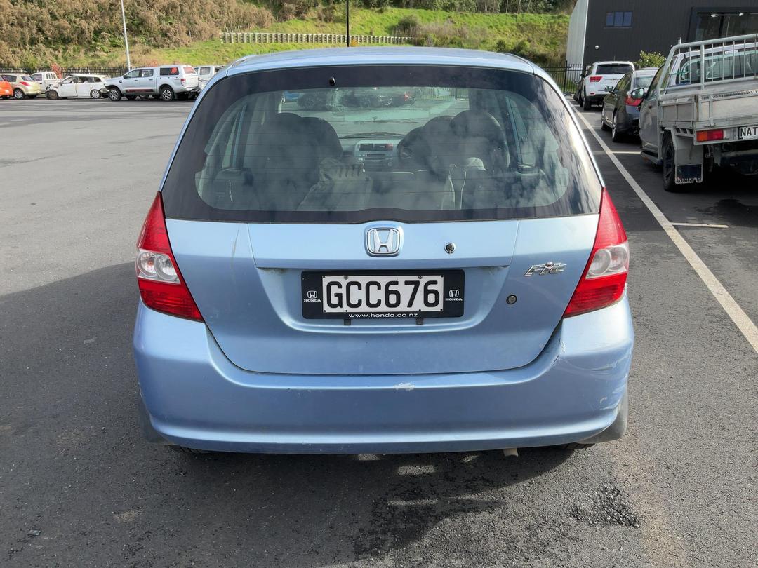 Photo '6' of Honda FIT