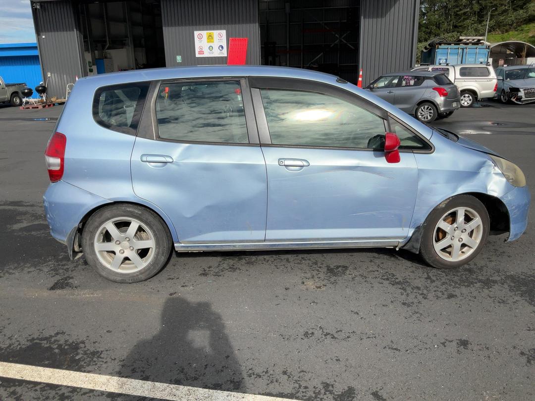 Photo '8' of Honda FIT