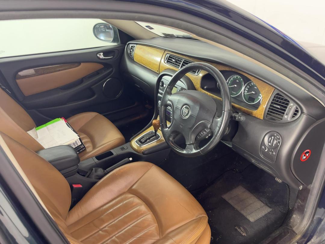 Photo '16' of Jaguar X-Type