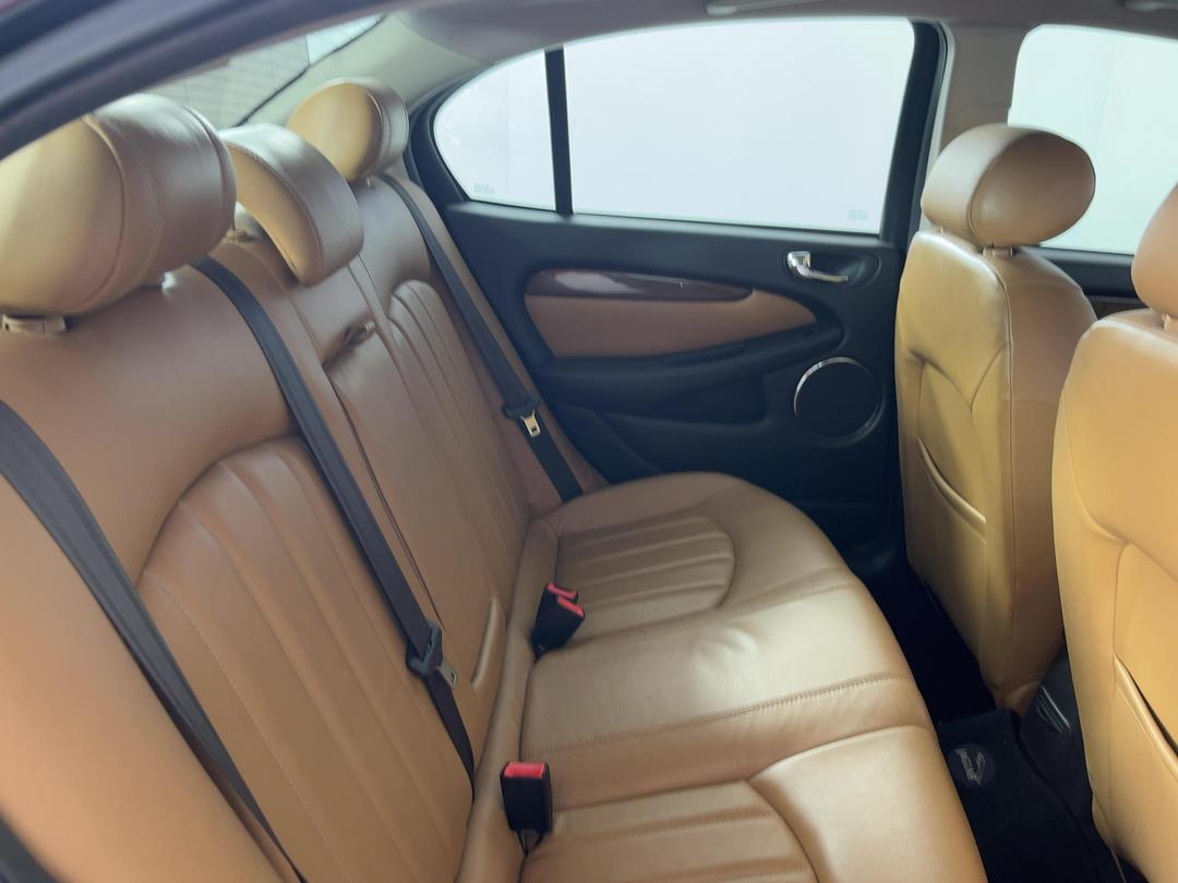 Photo '20' of Jaguar X-Type