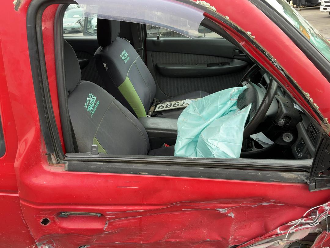 Photo '9' of Mazda Bounty DBL CAB W/S SDX