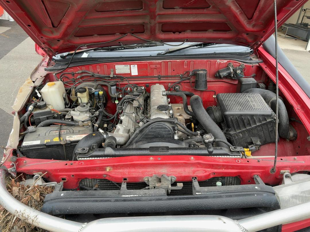 Photo '11' of Mazda Bounty DBL CAB W/S SDX