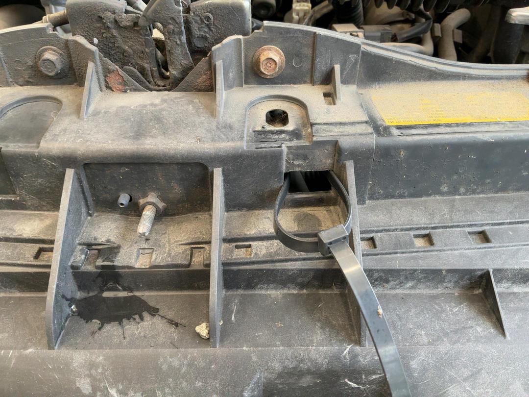 Photo '10' of Mazda Demio