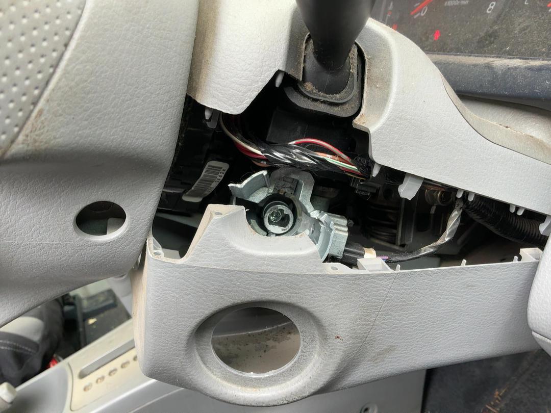 Photo '11' of Mazda Demio