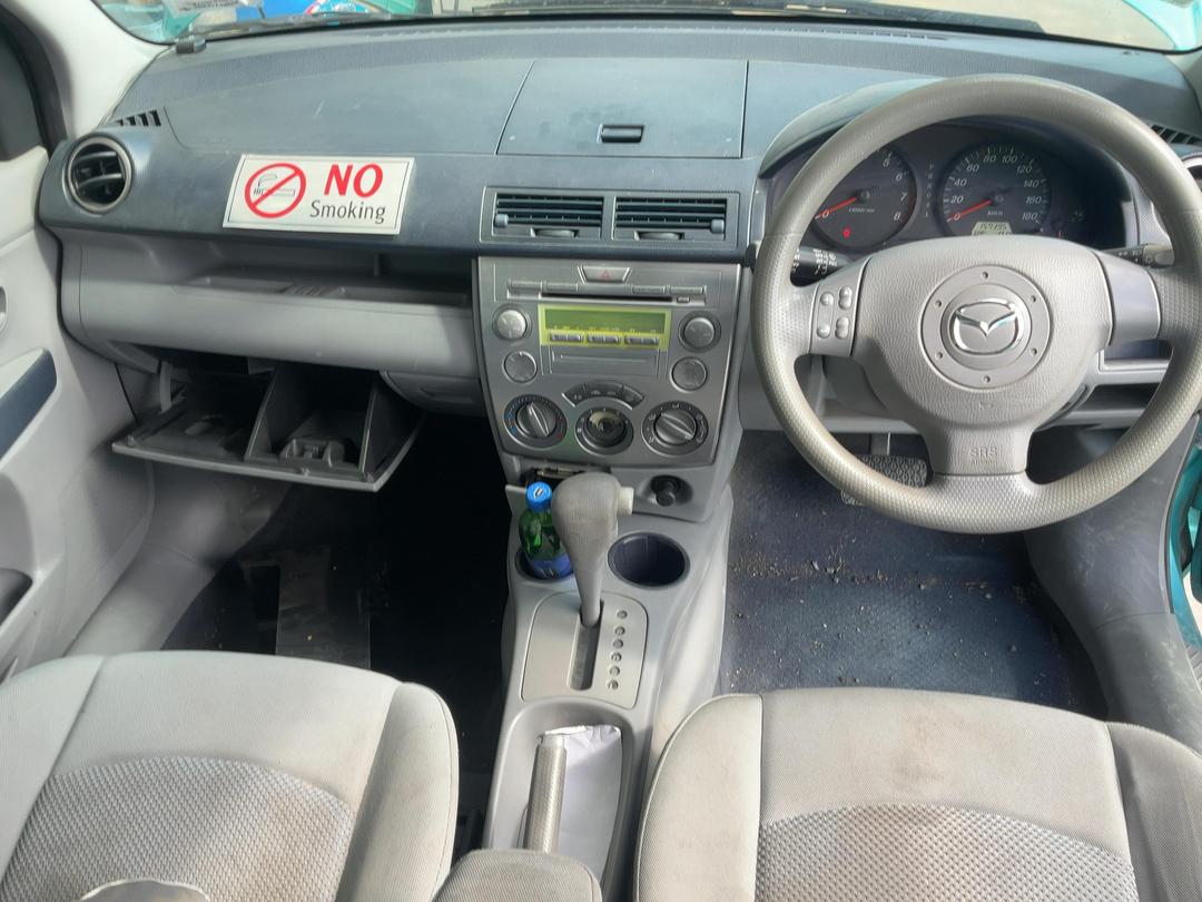 Photo '15' of Mazda Demio Photo '15' of Mazda Demio