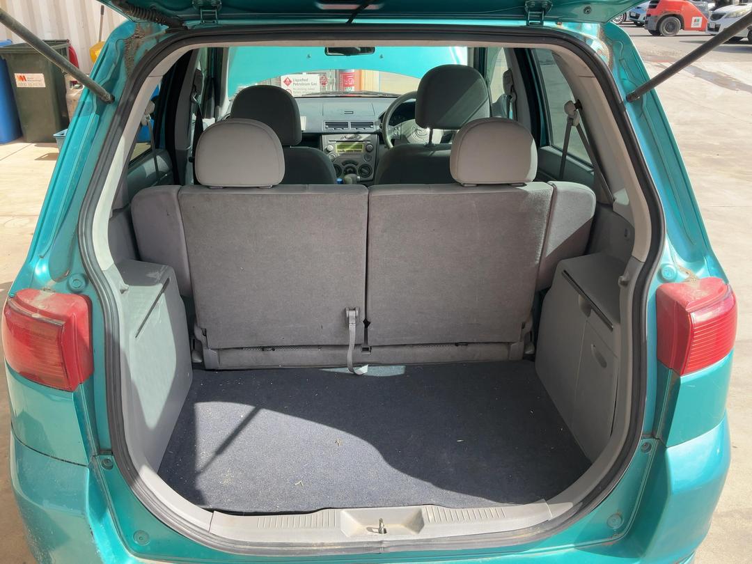 Photo '19' of Mazda Demio Photo '19' of Mazda Demio