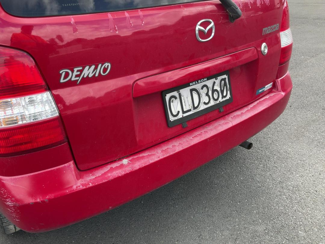 Photo '14' of Mazda Demio Photo '14' of Mazda Demio