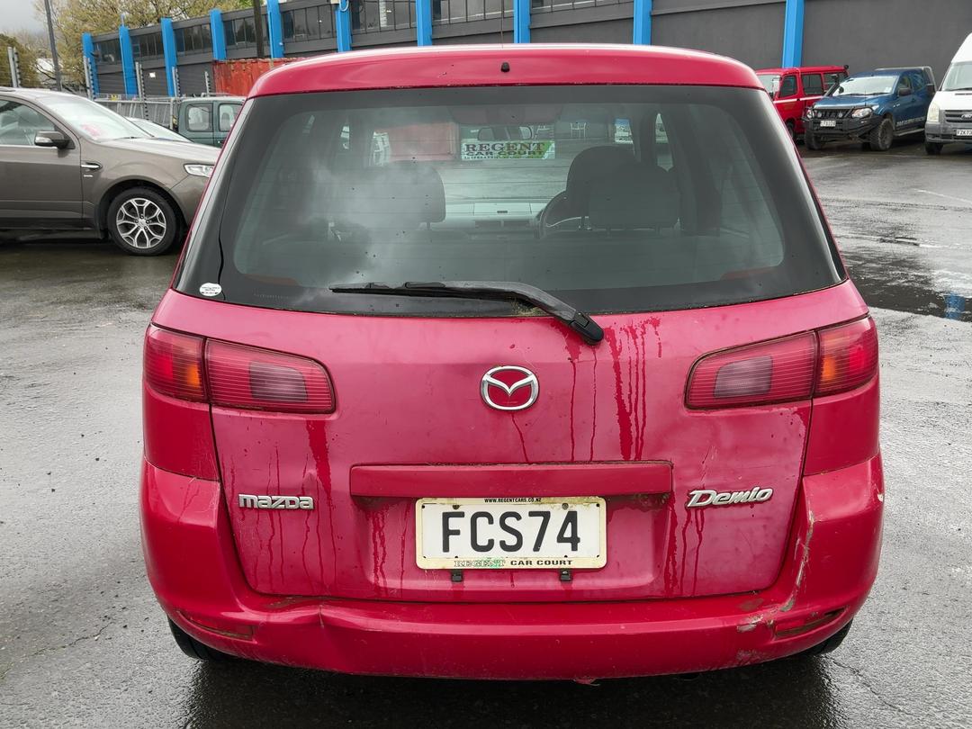 Photo '9' of Mazda Demio Photo '9' of Mazda Demio