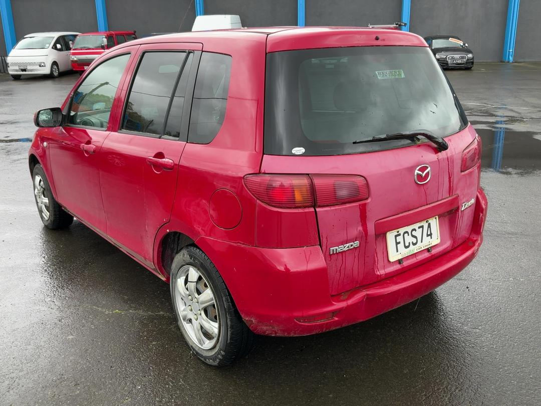 Photo '10' of Mazda Demio Photo '10' of Mazda Demio
