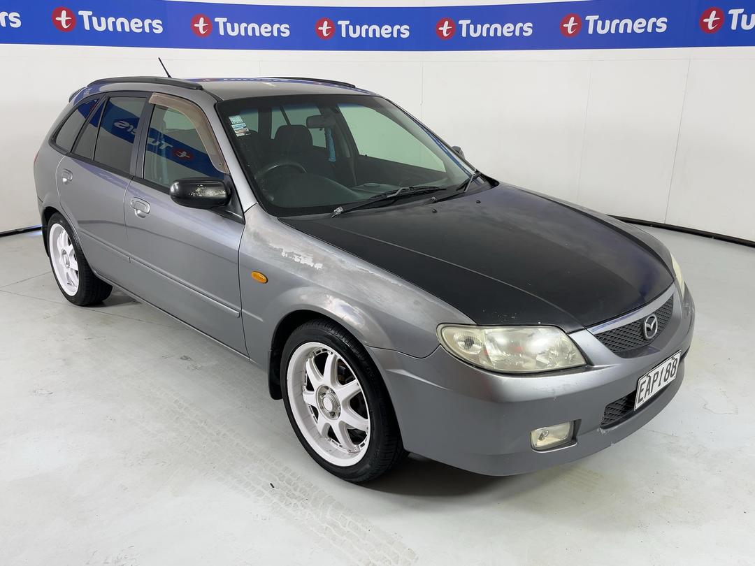 Photo '1' of Mazda Familia