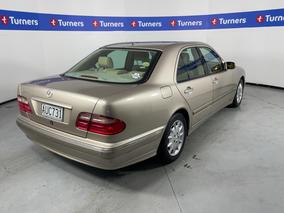 Photo '7' of Mercedes-Benz E-Class