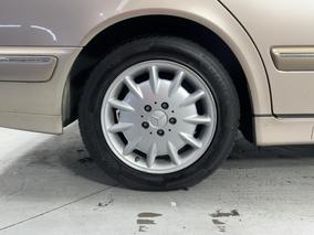 Photo '12' of Mercedes-Benz E-Class