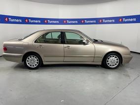 Photo '30' of Mercedes-Benz E-Class