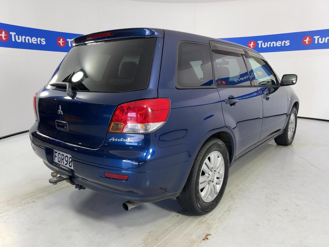 Photo '7' of Mitsubishi Airtrek