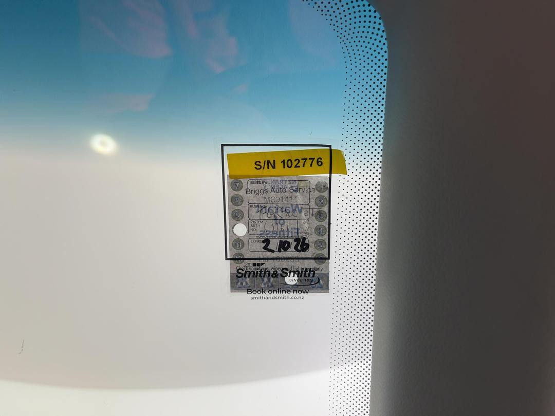 Photo '24' of Mitsubishi Airtrek